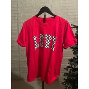 Red LOVE Graphic Tee Shirt Checkerboard Print Short Sleeve Casual Size M